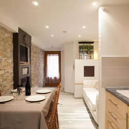 Apartment Atribord In Old Town Near Beach And Marina *